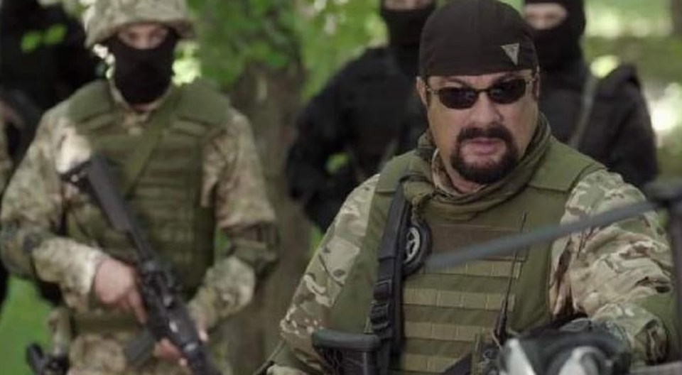No, Steven Seagal is not fighting with Russian special forces in Ukraine