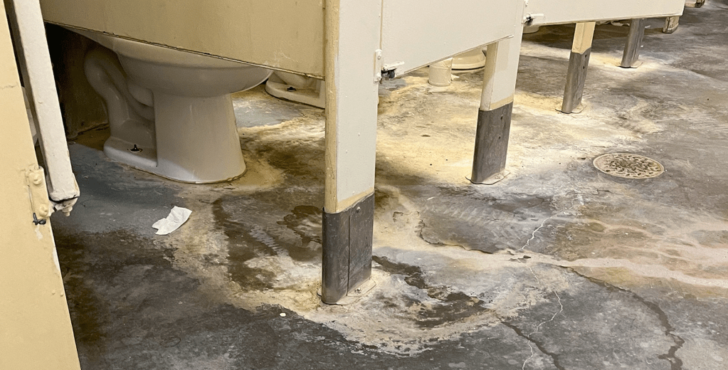 Raw sewage, broken AC, bugs: Report reveals squalor at border mission