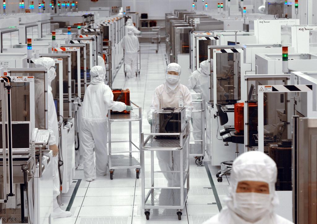 As semiconductor shortages linger, one defense firm gets creative