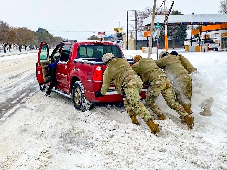 Nearly 176,000 troops are among Texans getting tax deadline extensions