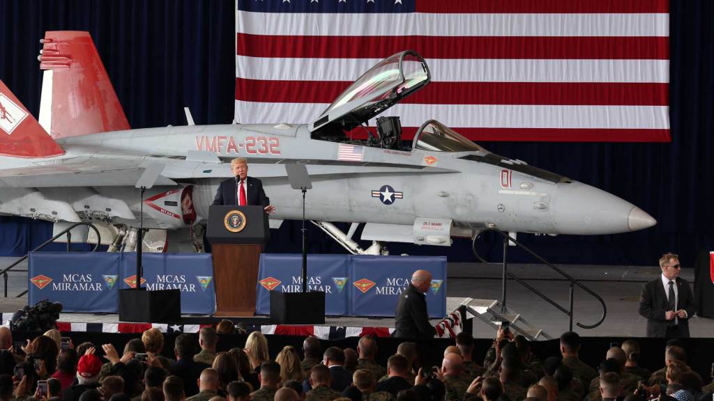 Trump Visits Marine Corps base