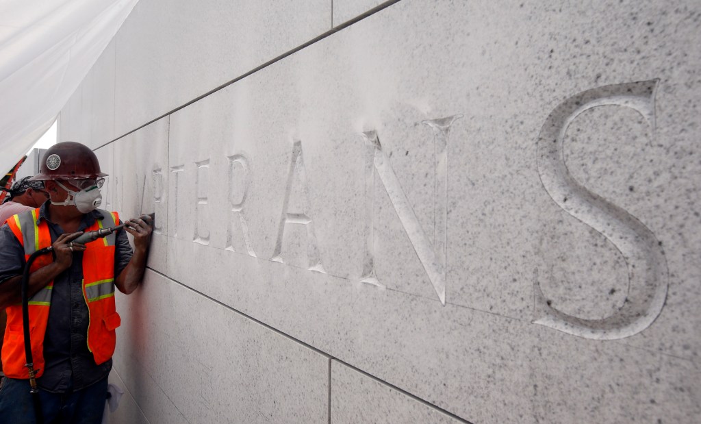 Army veteran who faked blindness for nearly $1M is going to prison