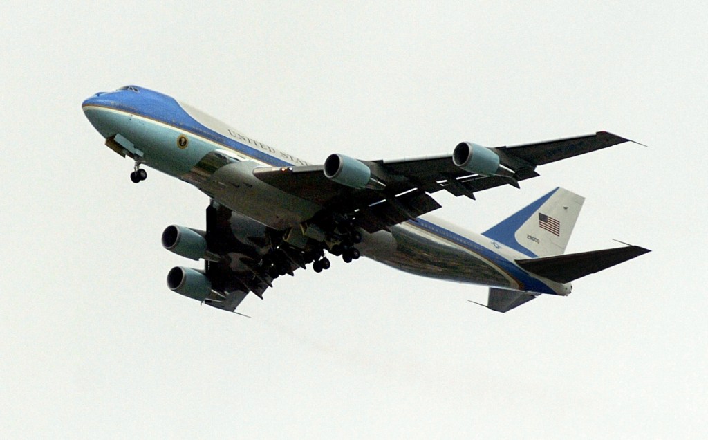 Trump and Boeing CEO Look to Downscale Requirements on Air Force One Replacement