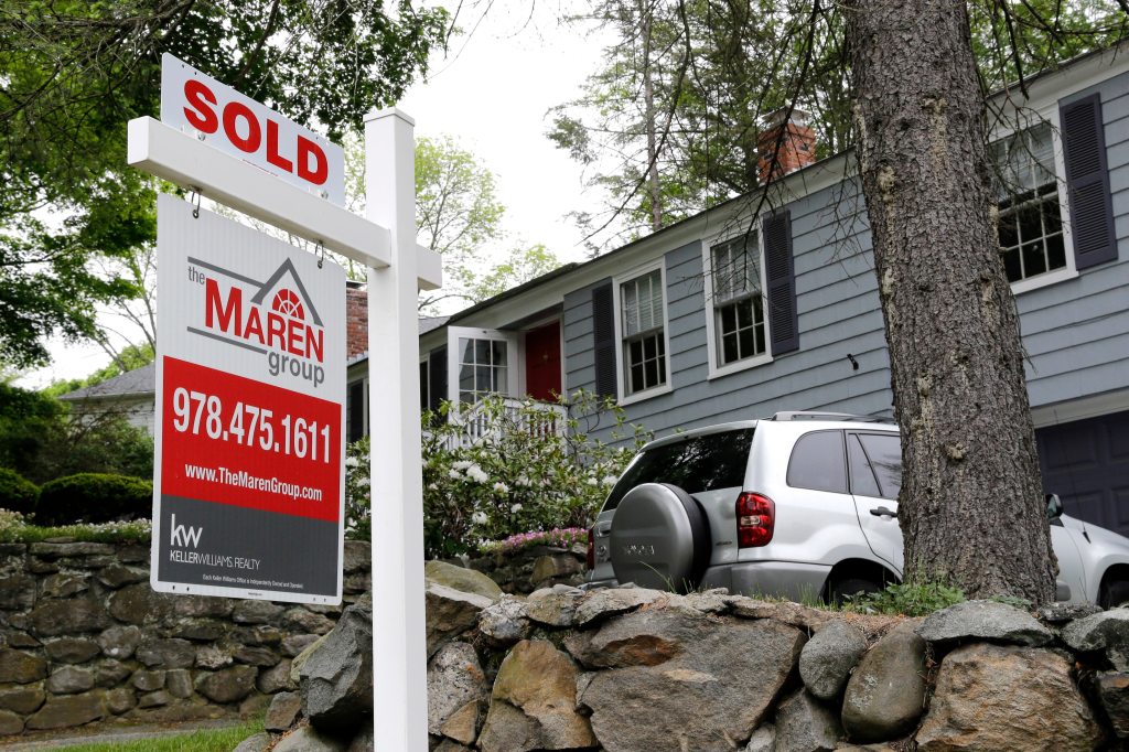 Report: VA home loan use tripled after the mortgage crisis