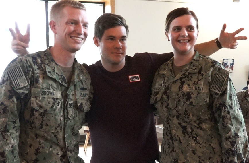 ‘Workaholics,’ ‘Pitch Perfect’ star visits Walter Reed to ‘bro down’ with troops