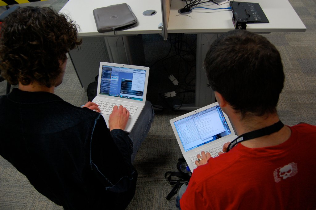 Feds say it’s OK to hack your own stuff