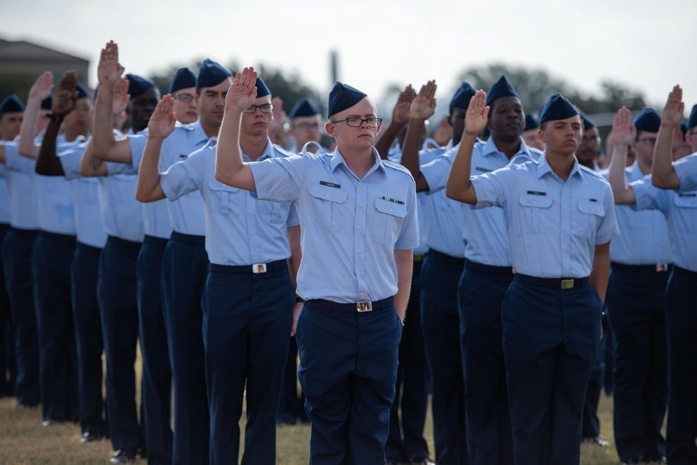 Entire Air Force to miss recruiting goal, the first failure since 1999