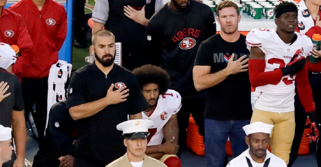 Here’s what the Green Beret who stood beside Colin Kaepernick thinks of the NFL’s new anthem rule