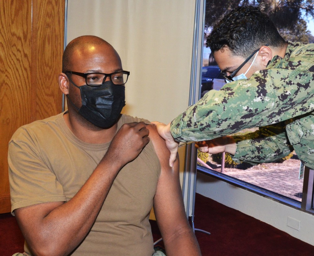 Big Navy: Sailors will enjoy fewer COVID restrictions if they volunteer to get the vaccine