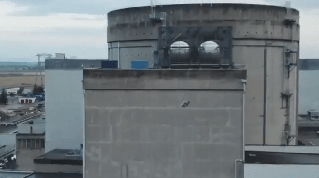 Watch this UAV crash into a French nuclear power station