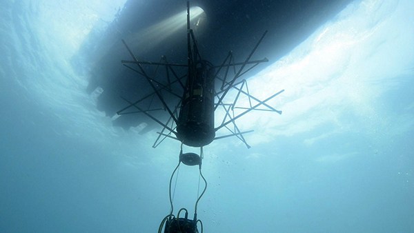 Autonomous boat can dip sonar like helicopters