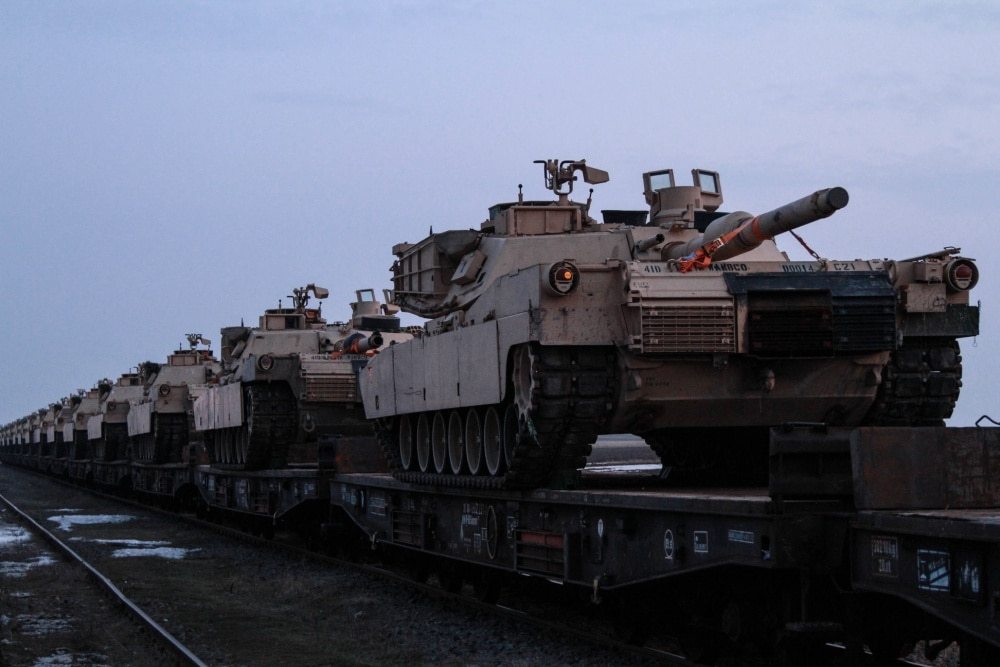Ditching pre-positioned ‘activity sets,’ US Army deploys equipment from CONUS