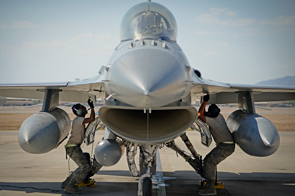 F-16 chemical leak sends 6 airmen to hospital