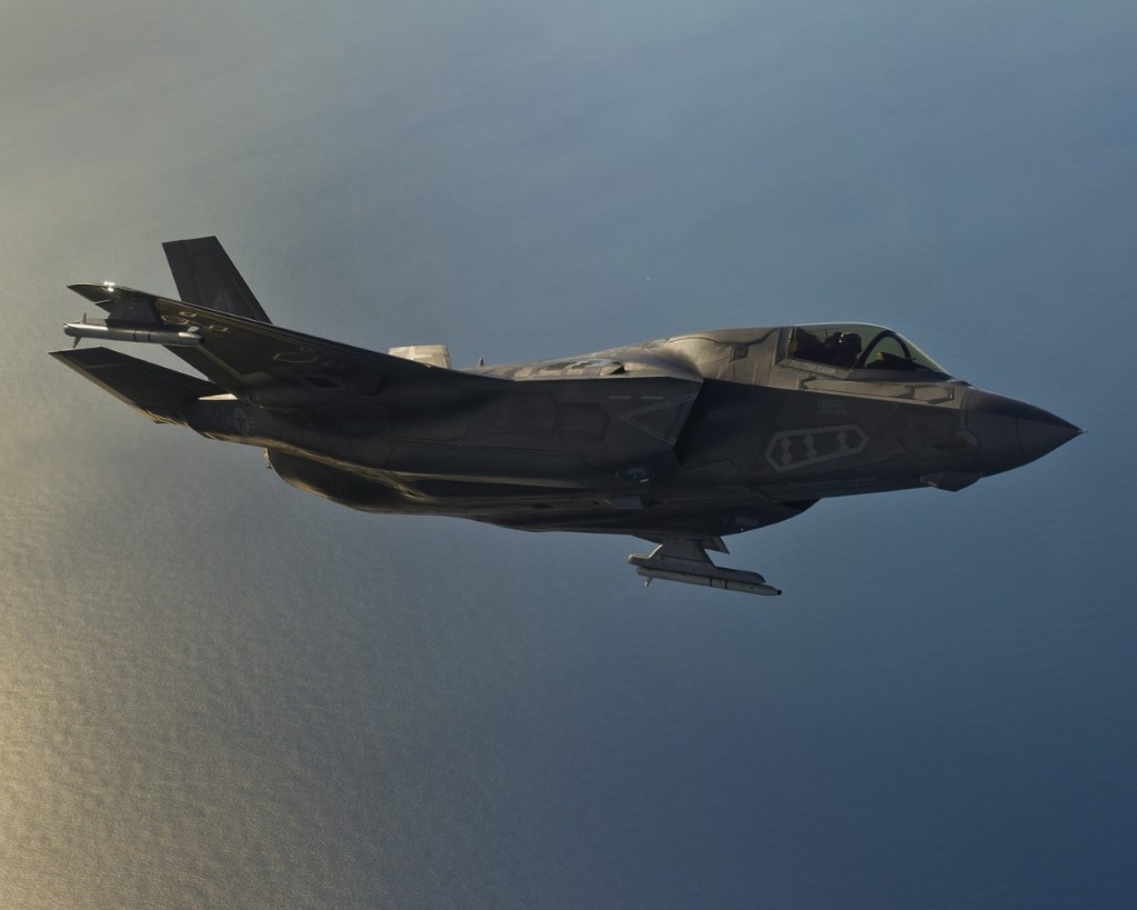 Britain Stockpiles New ASRAAM Missiles for the F-35