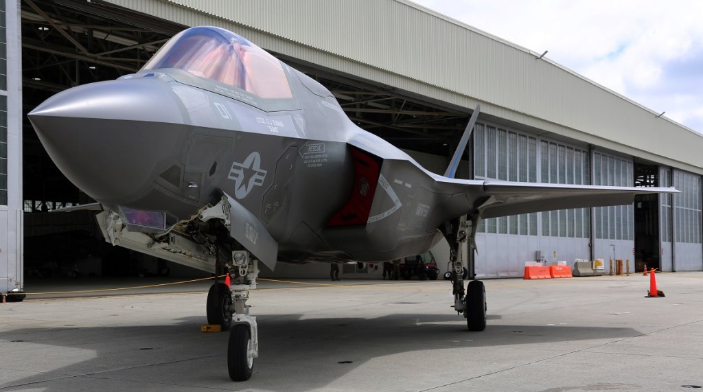 F-35Bs leave with 13th MEU on first deployment with stateside unit