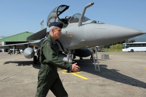 Former French air chief: Shared A400M service would boost budgets, help European defense