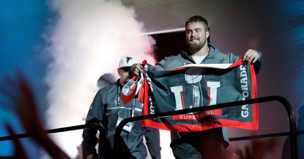 Falcons guard (and National Guardsman) Ben Garland among 5 NFL players set to tour US bases in Europe