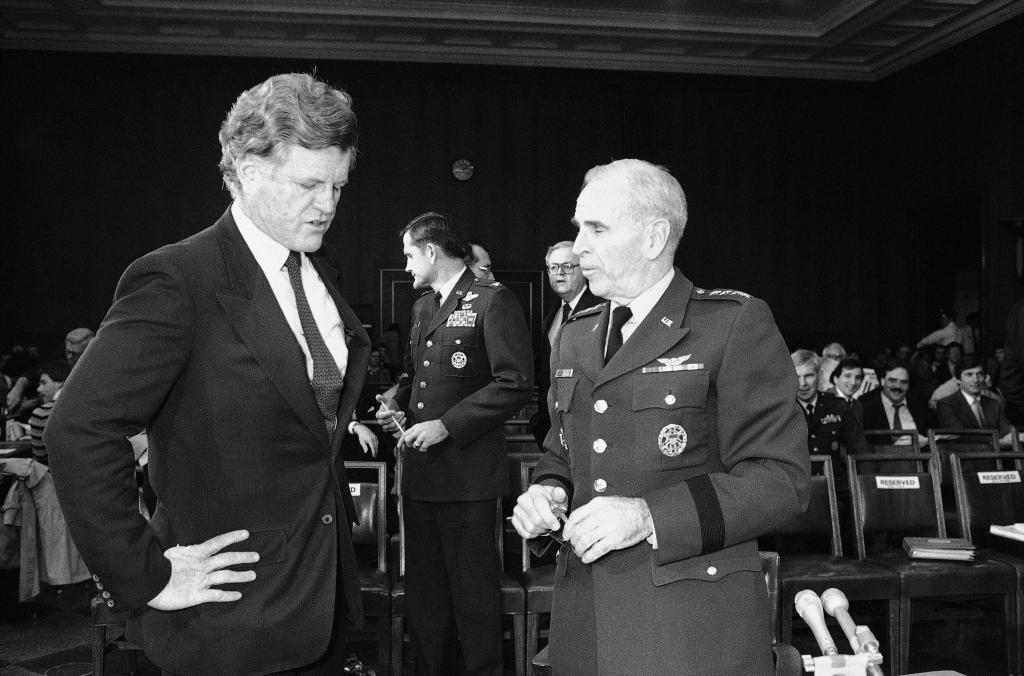 Funeral services set for former Joint Chiefs Chairman Gen. John Vessey