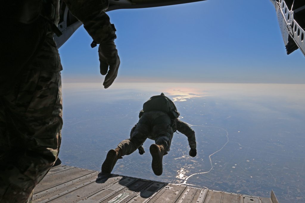The Navy SEALs and other secretive units are quietly battling a frightening rise in parachute deaths