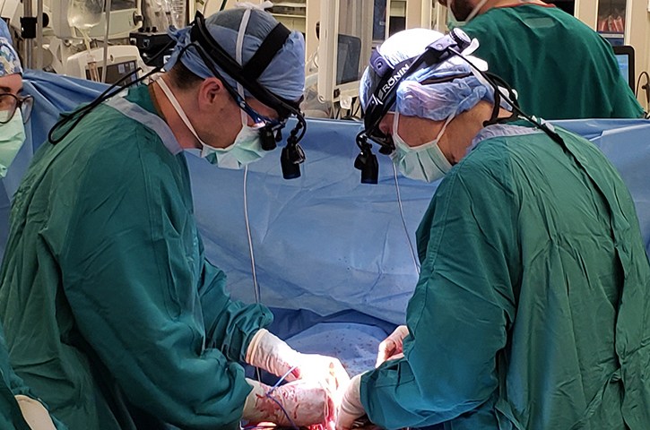Veteran becomes first US recipient of innovative heart transplant