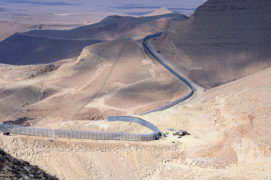 In Israel, Race to Safeguard Borders From Multi-Dimensional Threats