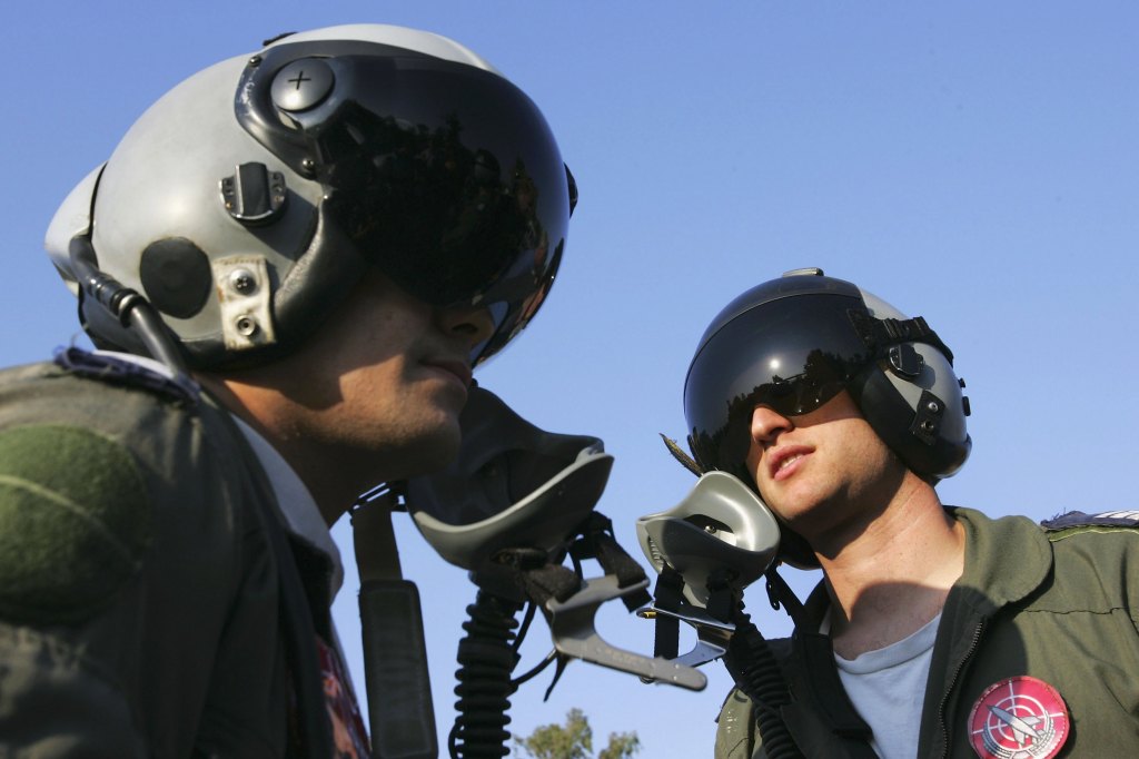 Israel receives Lavi aircraft training system