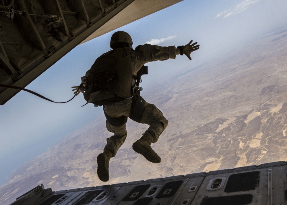 Recon Marine’s parachute became entangled, reserve failed to inflate, jump mishap investigation said