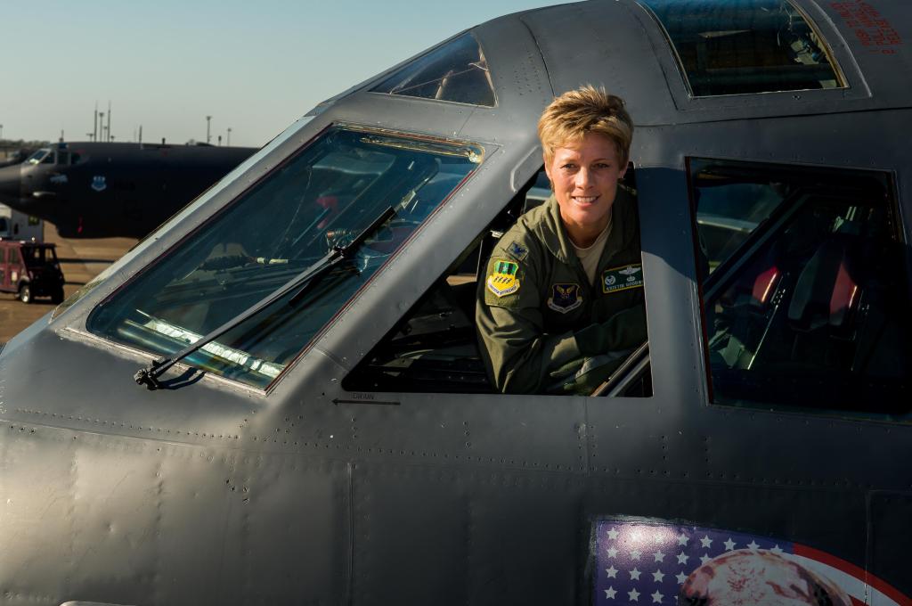 Bomber pilot picked to be the Air Force Academy’s commandant of cadets