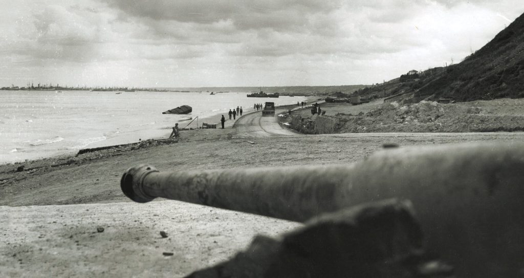 ‘What they left behind’: Ernie Pyle recalls the carnage of Omaha Beach