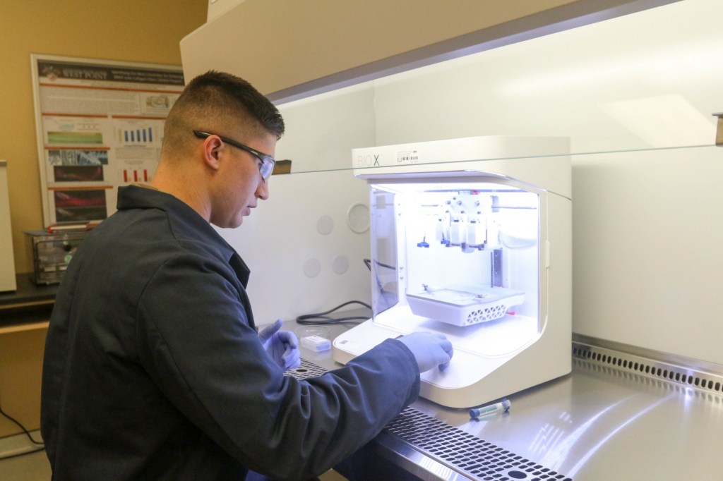 Lawmakers criticize Pentagon’s funding plan for science and tech; official also talks ‘Star Trek’