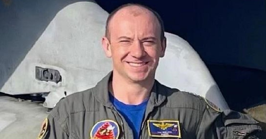 Navy identifies pilot who died in California Super Hornet crash