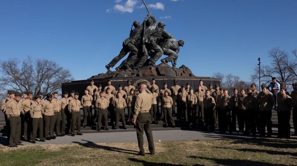 58 Marines reenlist early, on Iwo Jima anniversary