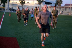 Chef Robert Irvine takes on military suicides, mental illness