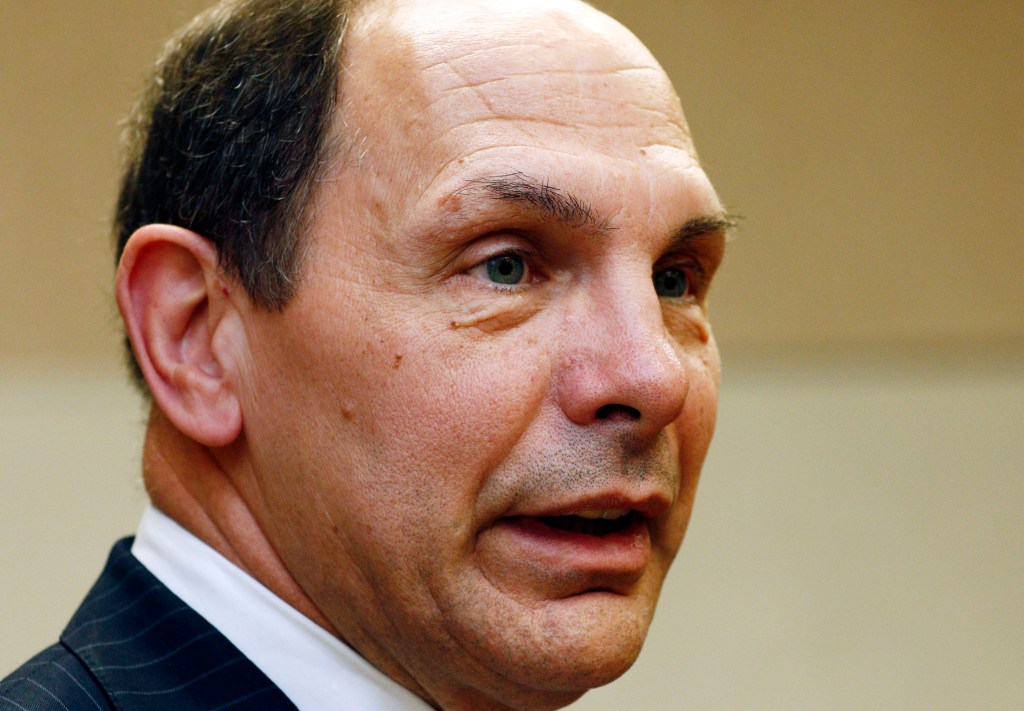 Congress’ inaction is hindering veterans health care reform, VA secretary says