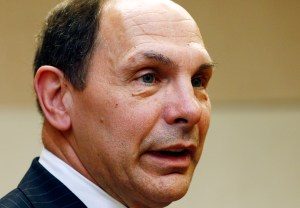 Congress’ inaction is hindering veterans health care reform, VA secretary says
