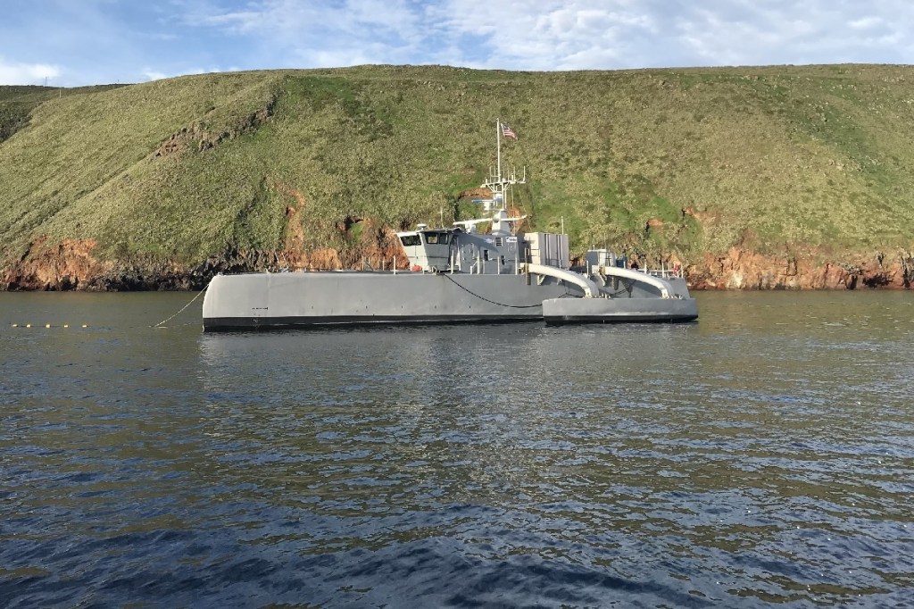 Congress slows the US Navy’s roll toward a robot-ship future