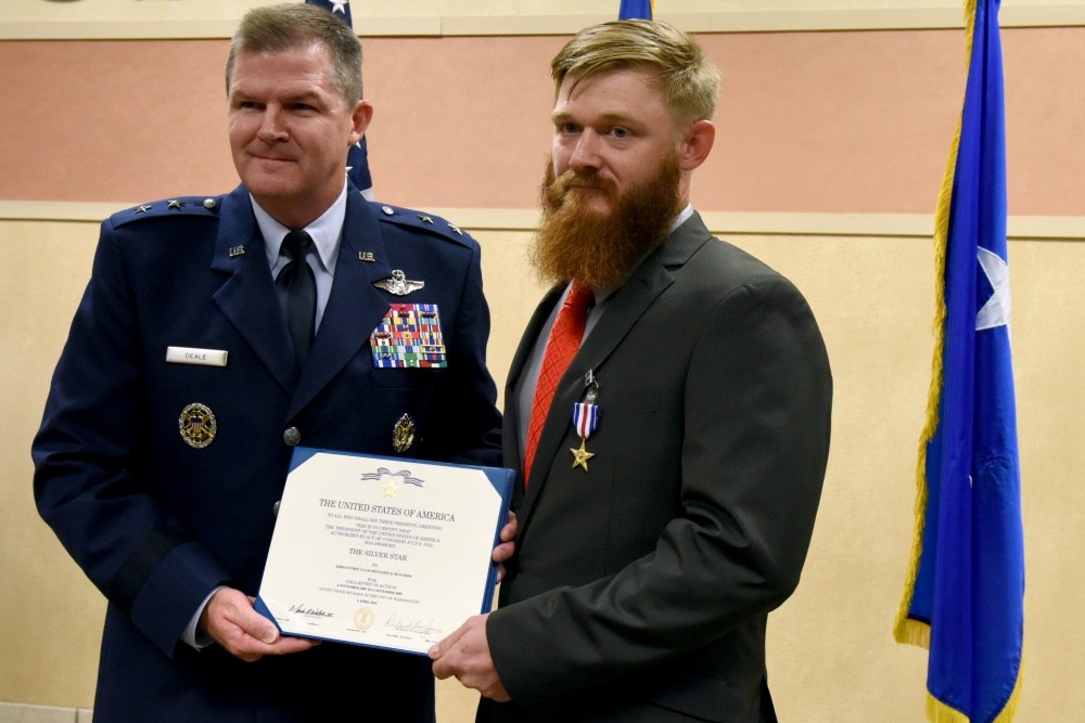 Airman receives Silver Star for battlefield bravery in Afghanistan