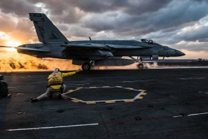 Aussie Air Force experiencing oxygen issues in Super Hornets