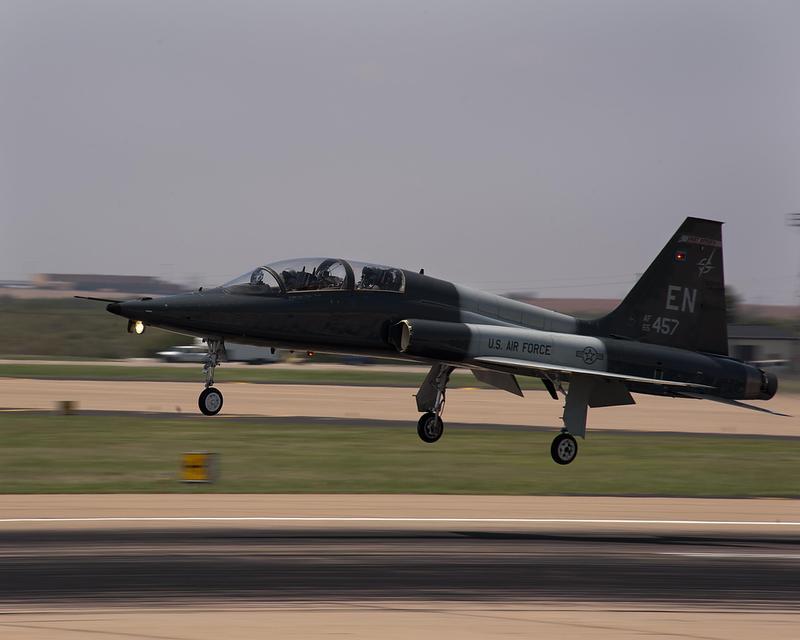 Lockheed, Leonardo DRS won’t protest T-X, handing program to Boeing