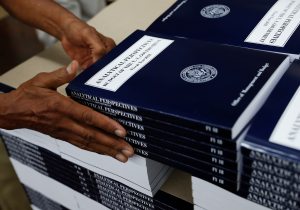 100-plus lawmakers join in opposing fed pay, benefits cuts in proposed 2018 budget