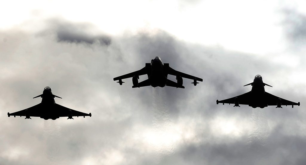 Report Triggers UK Spat Over Weapons Sales to Saudi Arabia