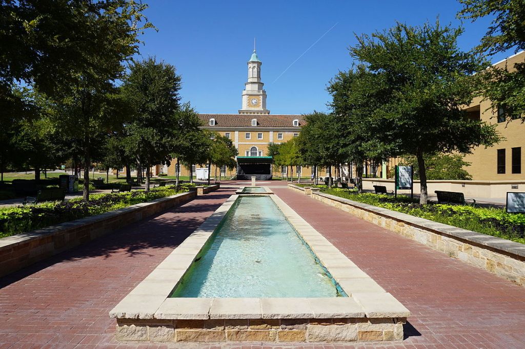Texas university bans disabled veteran’s service dog