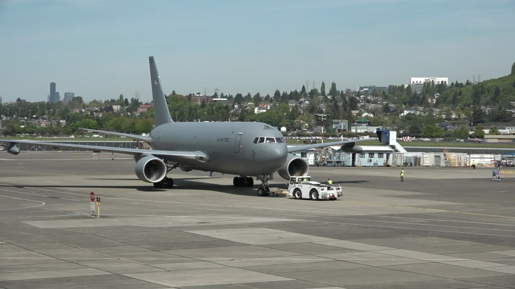KC-46 Funds diverted to KC-135, Hypersonic Test Successful | Defense News Minute June 14, 2019
