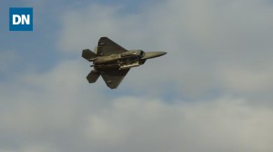 The F-22 dazzles the crowd | Dubai Airshow 2019