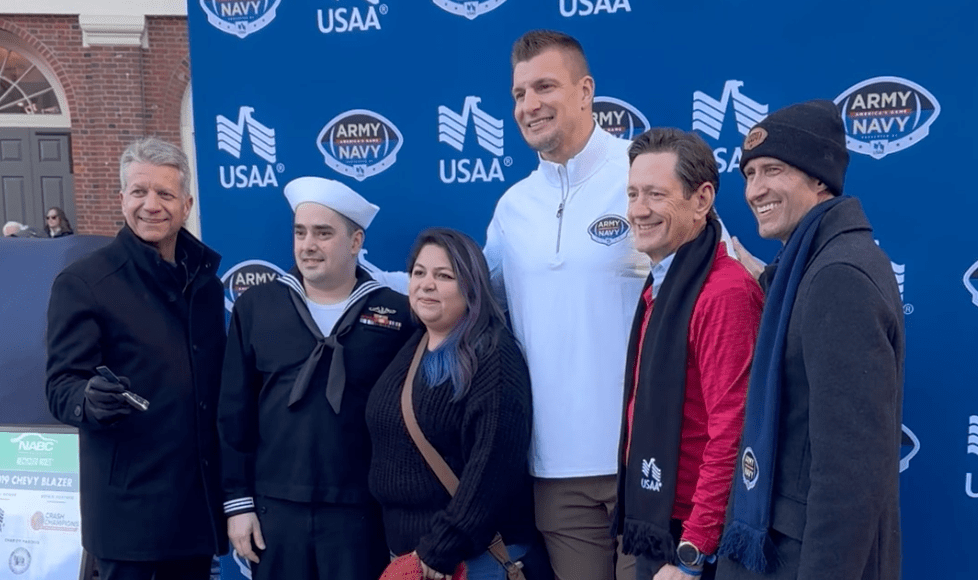 Gronk gets fans fired up at the Army-Navy pregame
