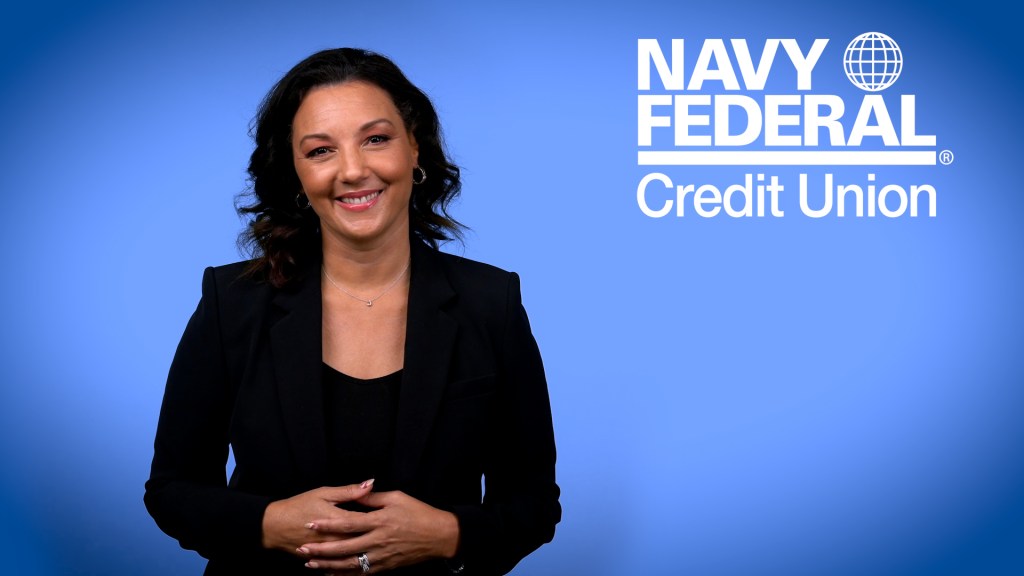 Money Minute – If I see a great department store credit offer while shopping, should I accept it?