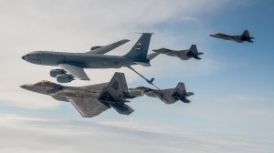 TRANSCOM chief opposes tanker retirements | Defense News Minute, Feb. 26, 2020