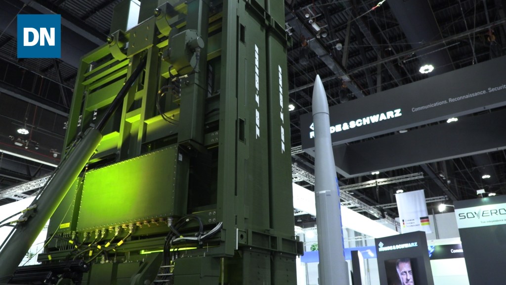 New air defense system unveiled at IDEX