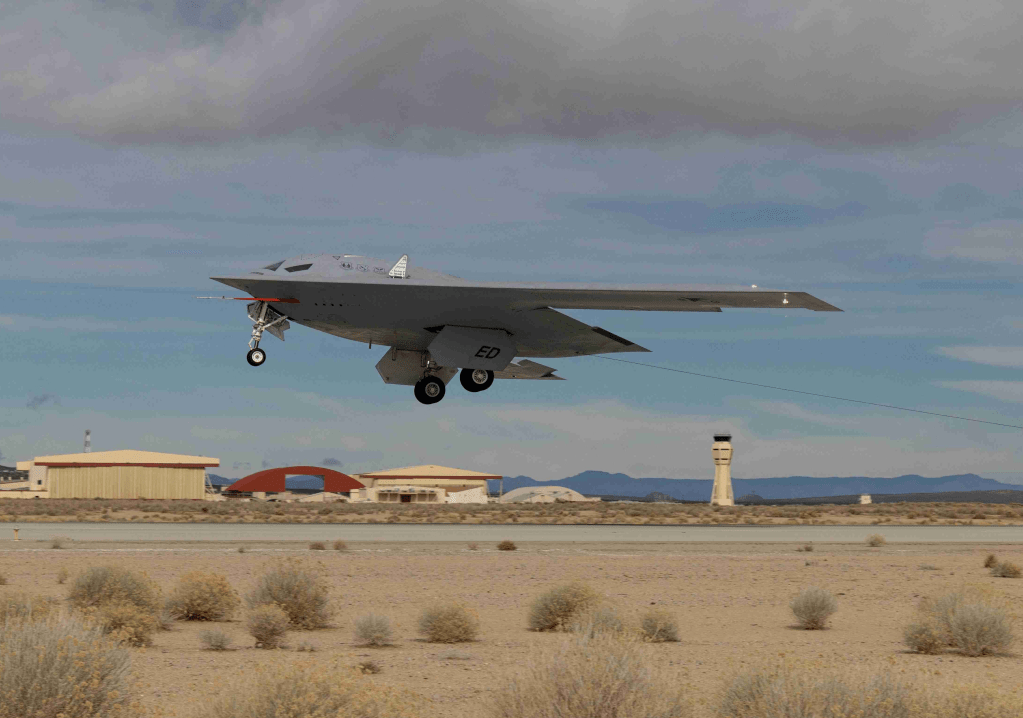 New B-21 Raider footage
