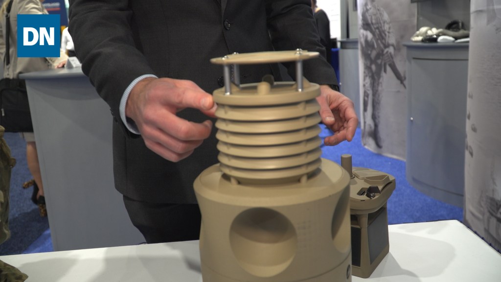 IntelliSense device gives tanks 360 view